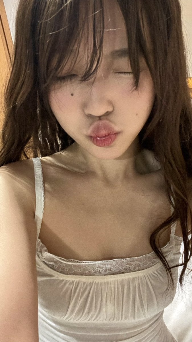 Selfie Portrait with Kissing Expression GPT Image 2.5 preview