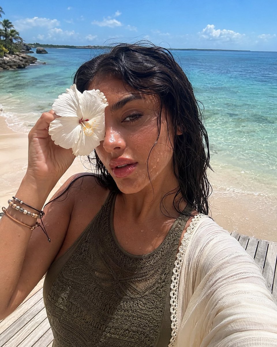 iPhone Selfie Portrait on Tropical Beach GPT Image 2 preview