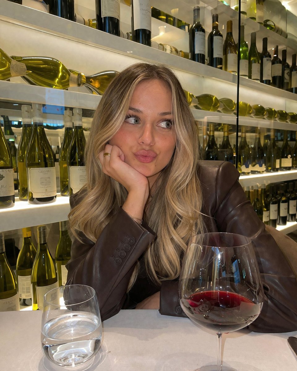 Casual Wine Bar Portrait preview image