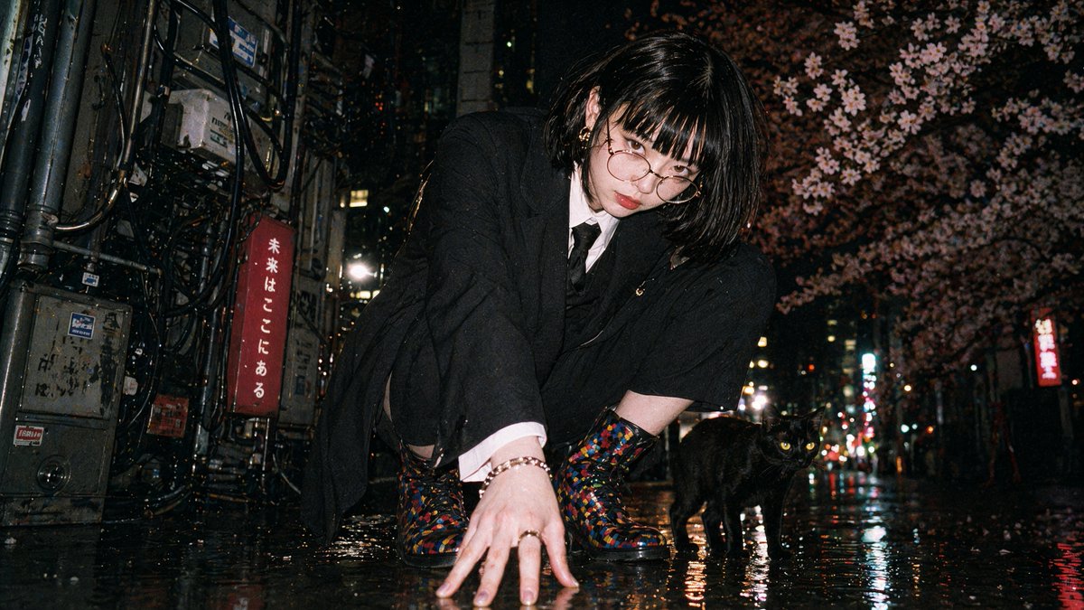 Disposable Flash Tokyo Night Portrait preview image