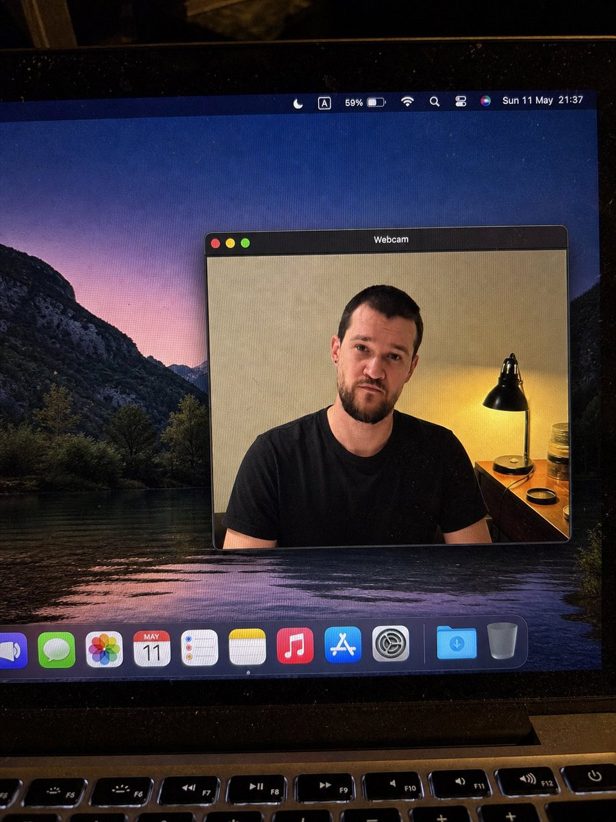 MacBook Webcam Window Photo preview image