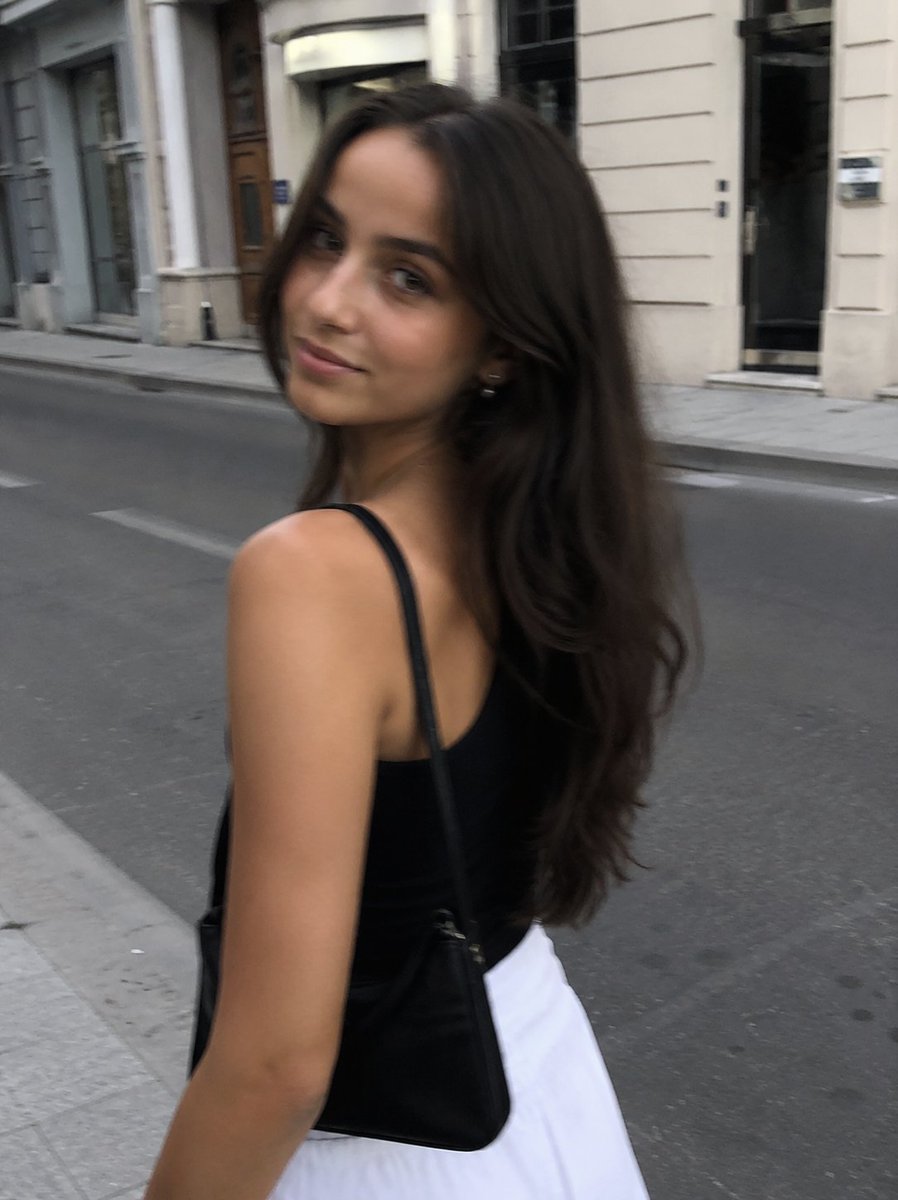 Candid Street Fashion Snapshot preview image