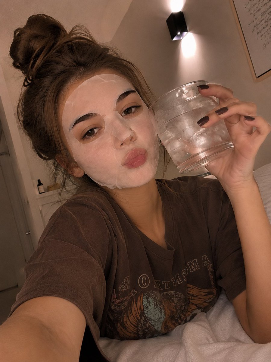 Skincare Self-Care Selfie Prompt preview image