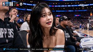 NBA courtside broadcast preview image